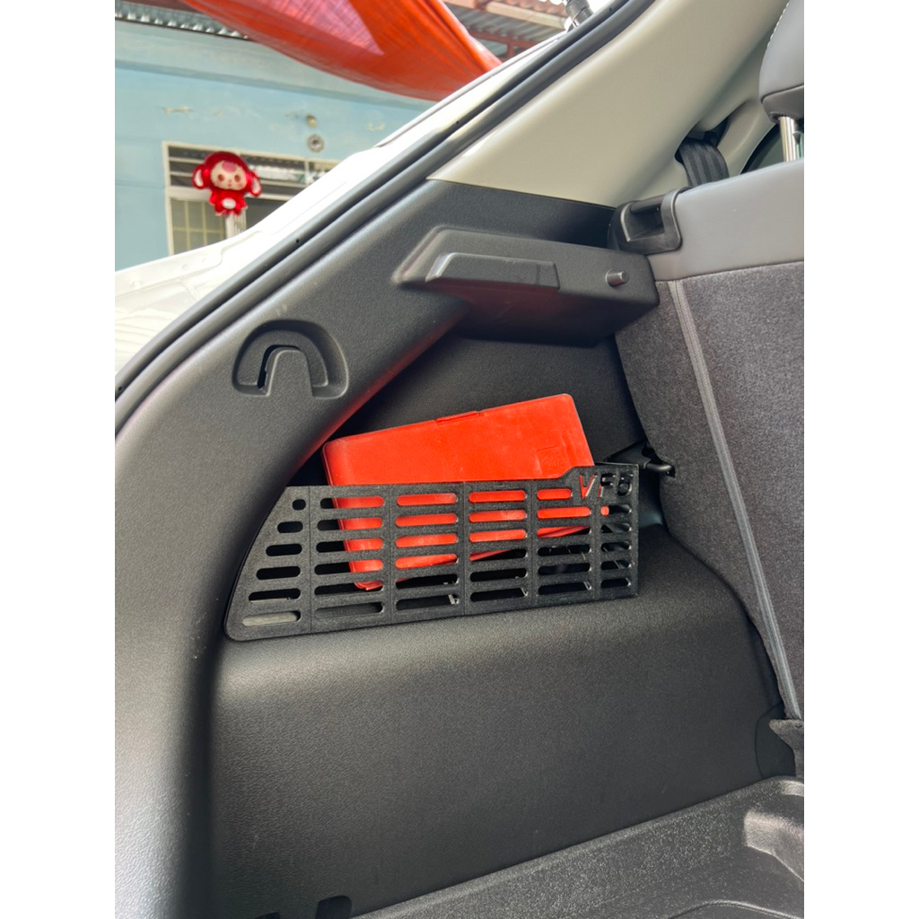 ngăn hộc cốp xe Vinnfast vf5