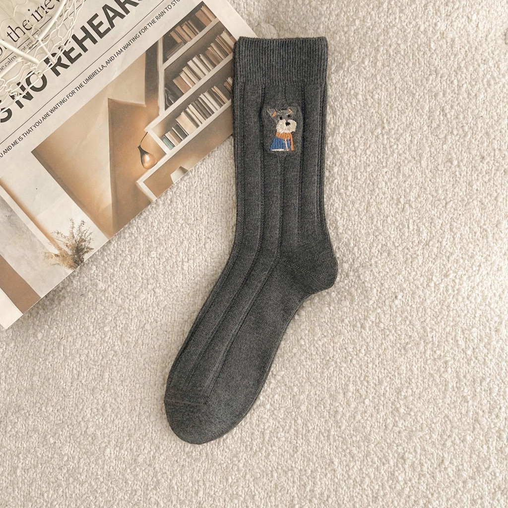 Vớ Tất Unisex icon CÚN phong cách thể thao, năng động.