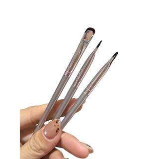 cọ vẽ bọng mắt dưới.,siu mảnh cây bạc
