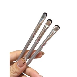 cọ vẽ bọng mắt dưới.,siu mảnh cây bạc