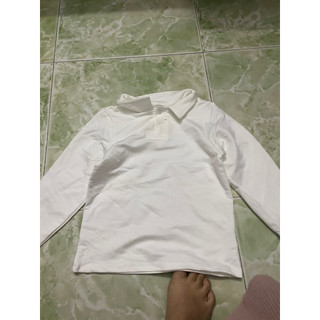 Áo cho bé khoảng 3-4 tuổi lỗi bẩn ở cổ D39