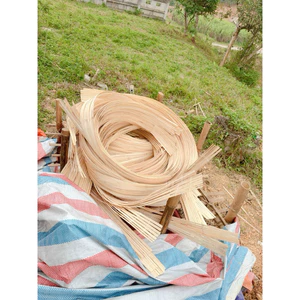 phên tre uốn dẻo màu tự nhiên kích thước 10cm x 5m