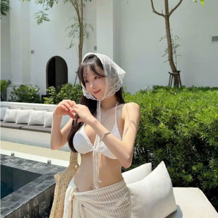 [BKN 1033] Set bikini đi biển 4 MÓN REN XỐP ,áo kèm khăn buộc,phong cách hàn quốc HAN.T SHOP