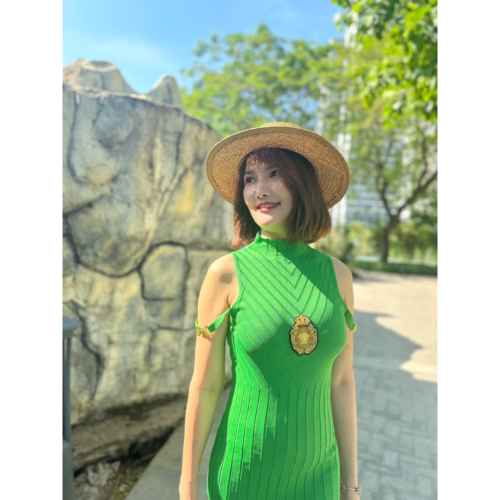 Đầm body len tag Versace đen xanh lá