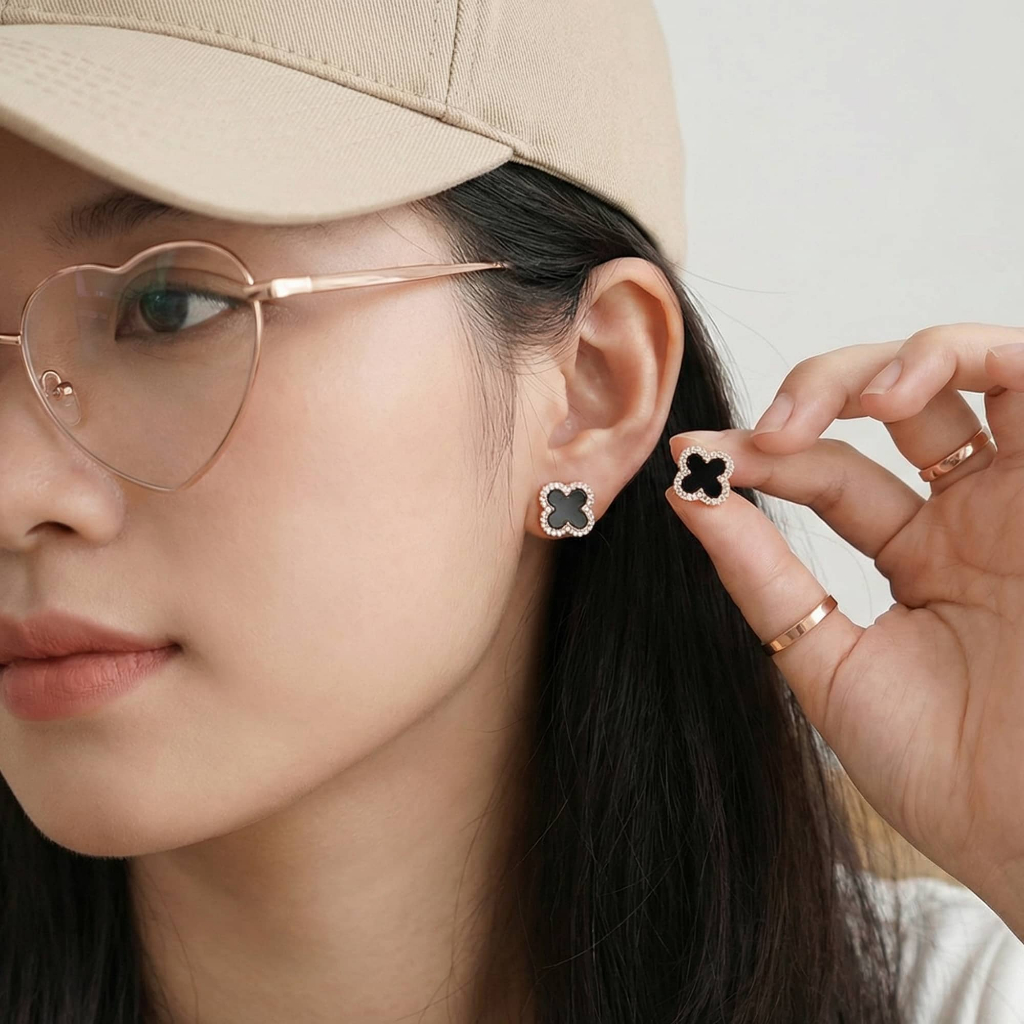 Bông tai nữ bạc cỏ bốn lá đính đá sang trọng đen trắng đỏ Hoa tai ChicEar Jewelry đính pha lê Zirconia cao cấp