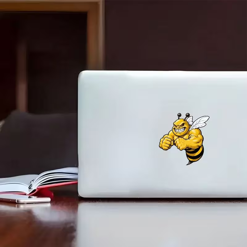 Con ong hoạt hình hung dữ. Decal sticker hình dán chống nước trang trí ô tô, lap top, xe máy. Hình che trầy