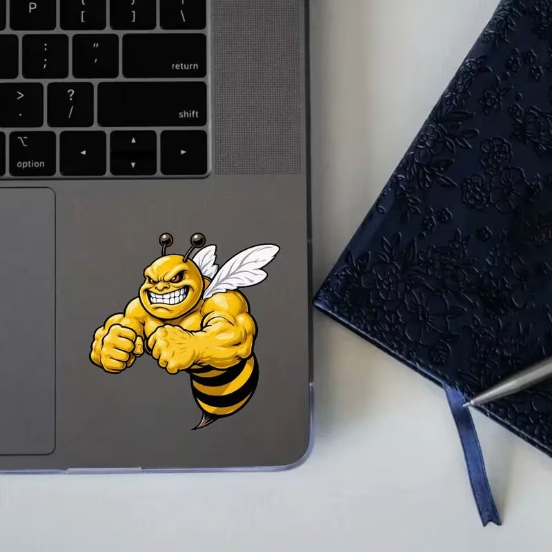Con ong hoạt hình hung dữ. Decal sticker hình dán chống nước trang trí ô tô, lap top, xe máy. Hình che trầy