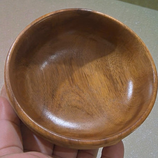Bát gỗ keo Nguyên khối , Đường kính 12cm , 13cm , 14cm và 15cm .Cao 6cm