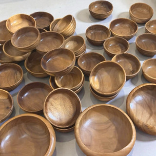 Bát gỗ keo Nguyên khối , Đường kính 12cm , 13cm , 14cm và 15cm .Cao 6cm