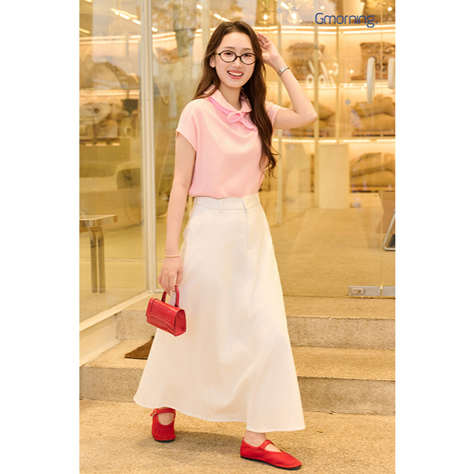 Chân Váy Kaki Midi GUMAC Form A Xoè Xẻ Trước Năng Động Dễ Phối Đồ YVG04093