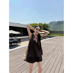 𝗔𝘁𝗶𝘀 𝗦𝗲𝘁- Set Linen cộc tay nút sò