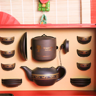 Bộ Long Trà Ngự Lễ - Dragon Tea - Tinh Hoa Trà Viêt, Vẹn Toàn Lễ Nghi Tết - Bộ quà Tết cao cấp cho đối tác lãnh đạo