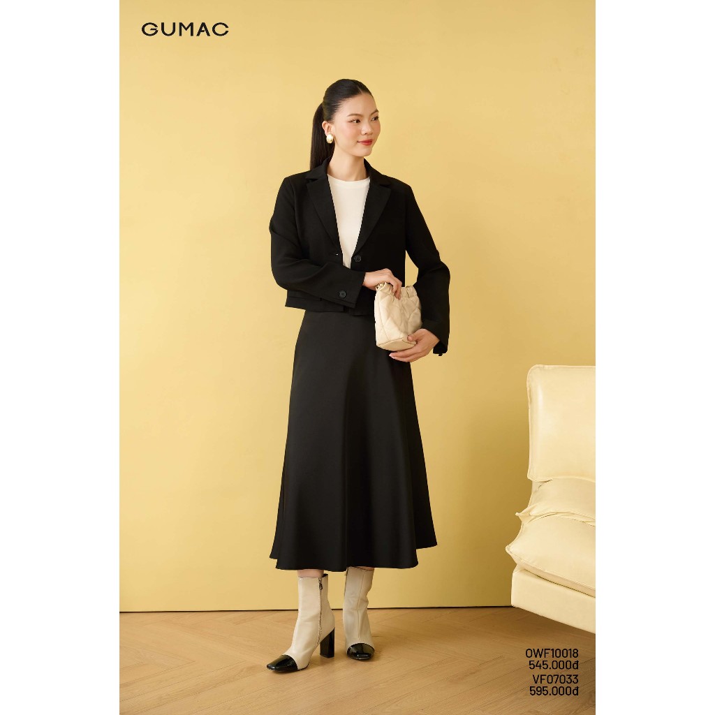 Áo Blazer Nữ Dáng Lửng GUMAC Tay Dài Đính Nút Có Đệm Vai Thanh Lịch OWF10018