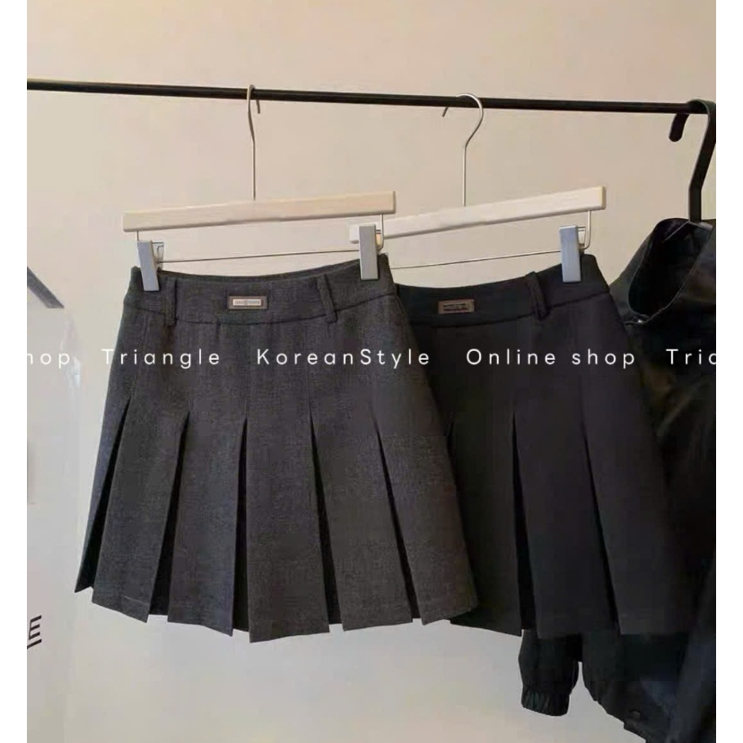 TRIANGLE - Pi Skirt (Cân nhắc kỹ, return is not welcomed)- Chân váy dạ xếp li 2 mặt đa di năng, chiều dài vừa phải