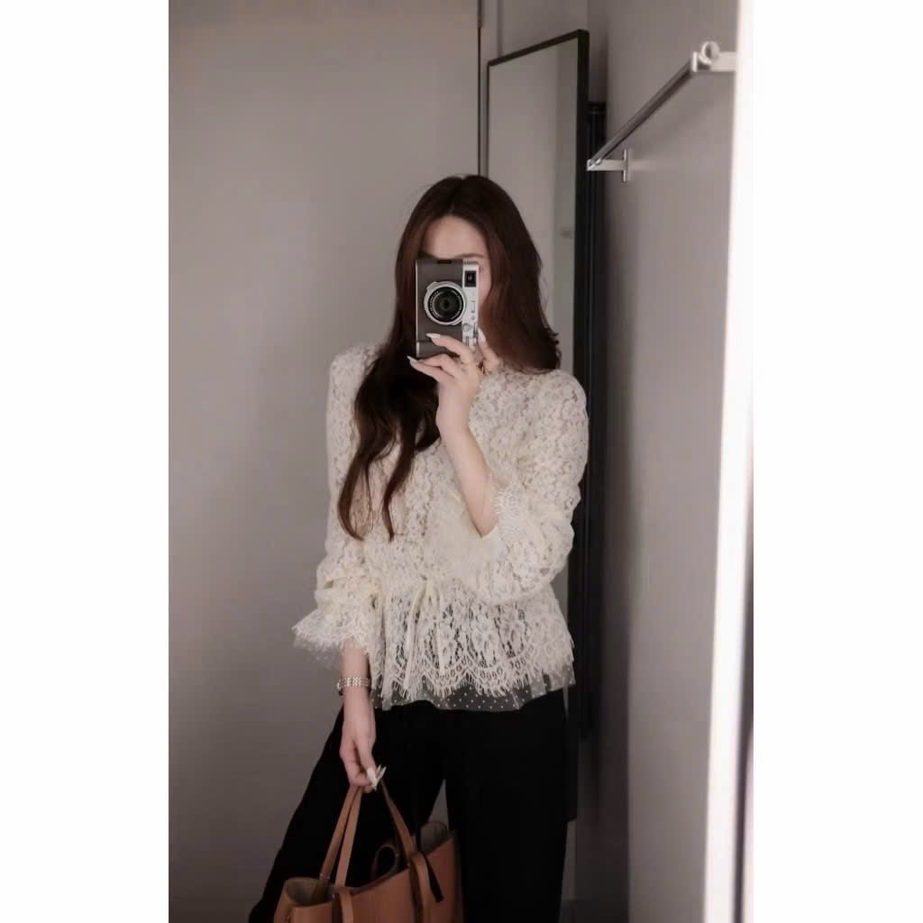 Áo ren nữ, áo kiểu nữ DONNA HCOM26997 cổ tròn tay loe bo chun phong cách tiểu thư, siêu sang