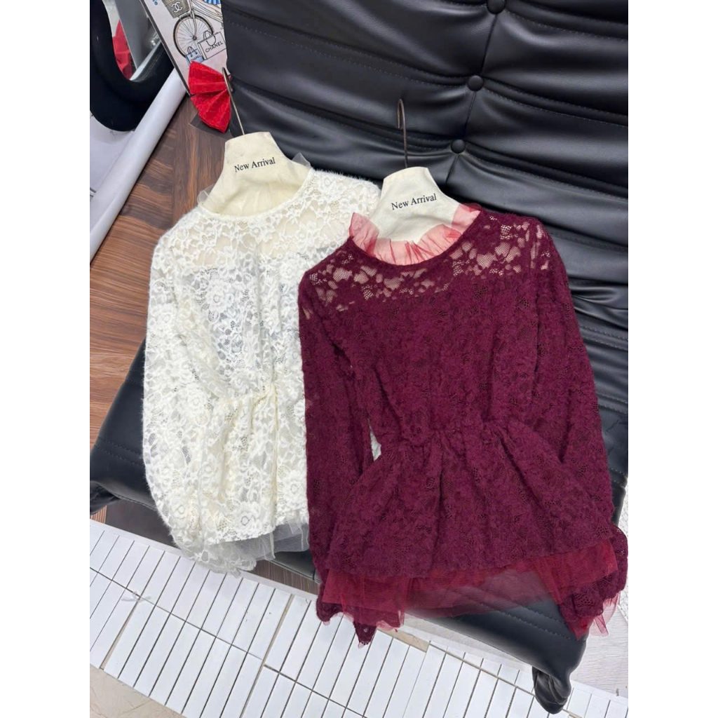 Áo ren nữ, áo kiểu nữ DONNA HCOM26997 cổ tròn tay loe bo chun phong cách tiểu thư, siêu sang
