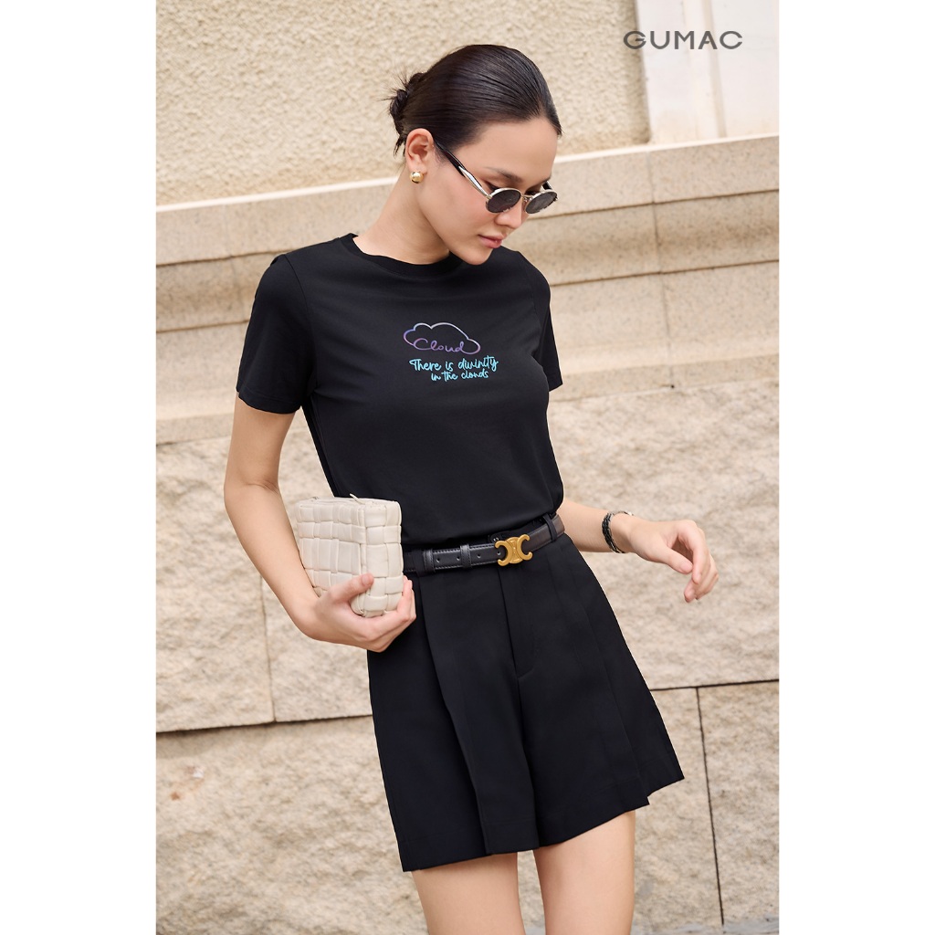 Quần Short Nữ GUMAC Form A Xếp Ly Trước Túi Sườn Chéo Hàn Đứng Form Trẻ Trung SHF04001