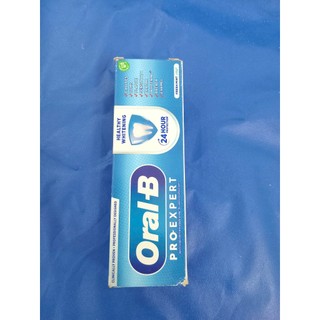 Kem Đánh Răng Oral B Pro Expert Châu Âu