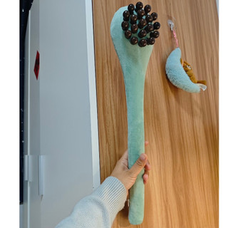 (HỎA TỐC SÀI GÒN) Gậy vỗ bát hư có hạt gỗ, Búa massage dài 48cm đa năng Bấm huyệt giảm stress