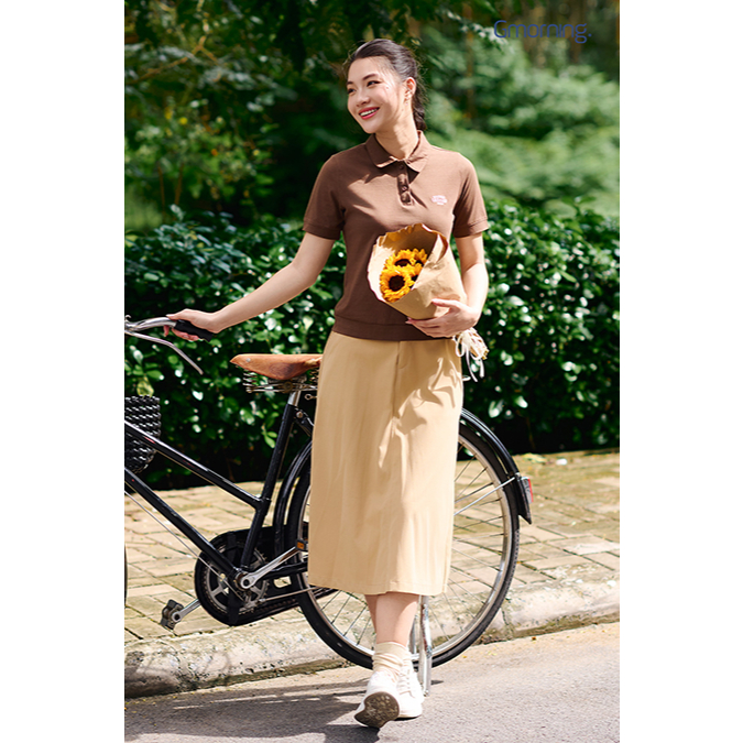 Áo Polo Nữ GUMAC Form Suông Regular Cách Điệu Thêu Chữ Cơ Bản Trẻ Trung YAPF10055