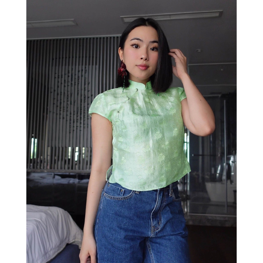 TheBlueTshirt - Áo cánh lụa tơ tằm cách tân nữ cổ áo dài xẻ tà ở eo - Women