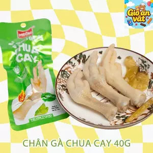 MEOW Chân Gà Chua Cay 40g Món khai vị cay nồng và sảng khoái, một món ăn nhẹ tiện lợi và dễ ăn.