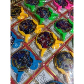 Vỉ đồ chơi bắn thẻ 30 cái thẻ nhân vật game