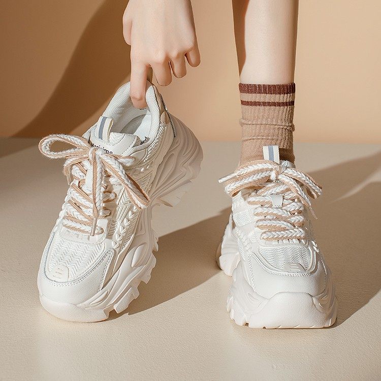 HÀNG CAO CẤP - Giày Sneaker Dad Shoes Trắng – Đế Dày Hack Chiều Cao, Phối Dây Nâu Be