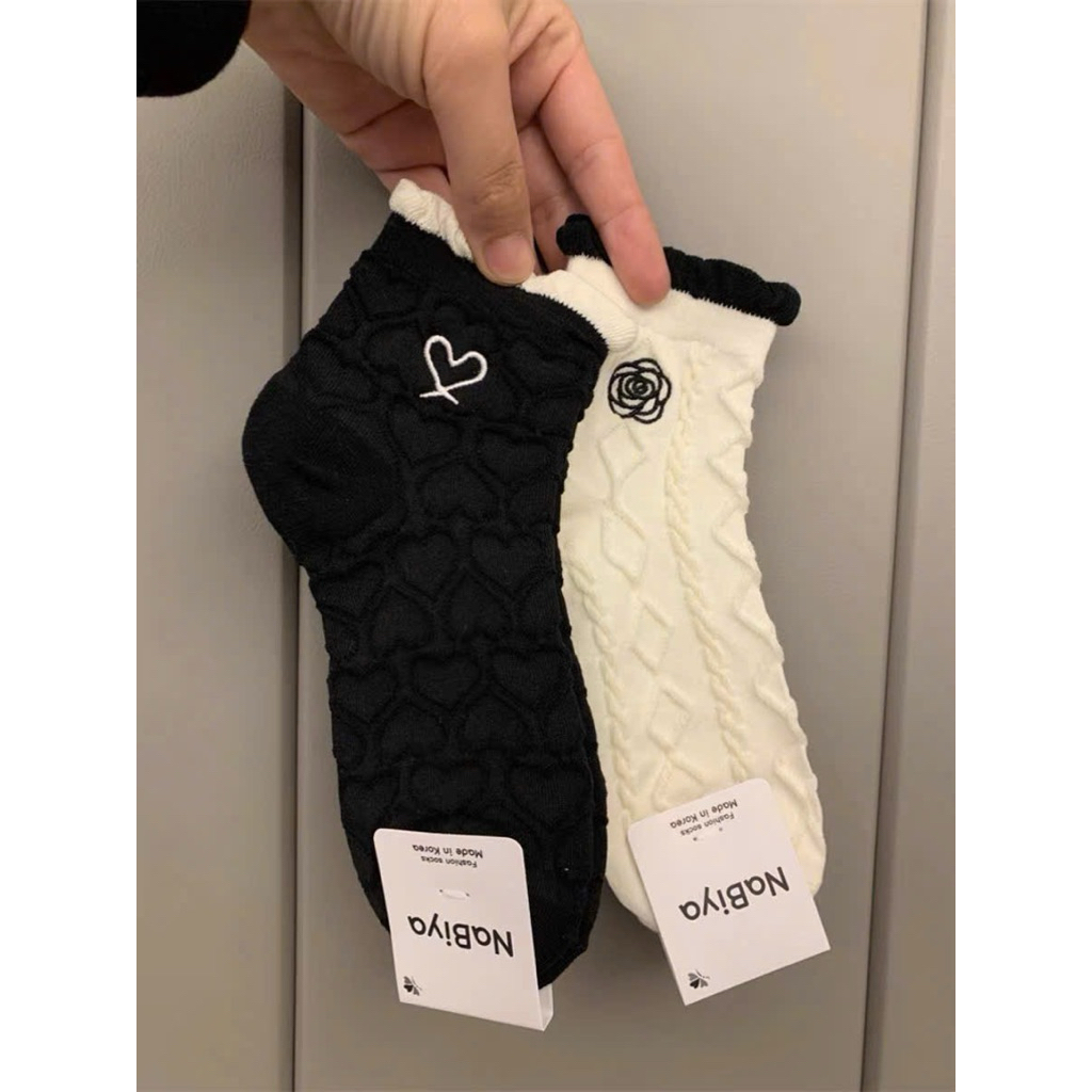 Set 10 Đôi Tất Nữ Cổ Ngắn Thêu Trái Tim & Hoa – Vớ Cotton Dập Vân Mềm Mại, Phong Cách Hàn Quốc