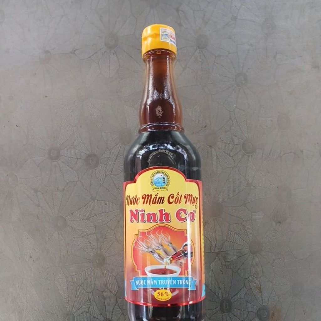 Nước mắm cốt mực Ninh Cơ chai 500ml. Đạm 32+_3gn/l. Mắm truyền thống Hải Hậu, Nam Định, Hàng biếu tặng