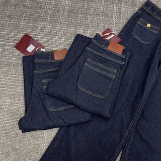 Quần jeans cúc vàng túi vuông trước ống xuông WG #7436