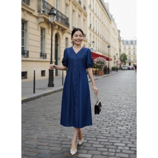 SWANLAKE | Váy Đầm Nữ Midi Suông Trơn Cài Nút Denim Jean Wash Tay Ngắn Cổ Chữ V Công Sở D13352