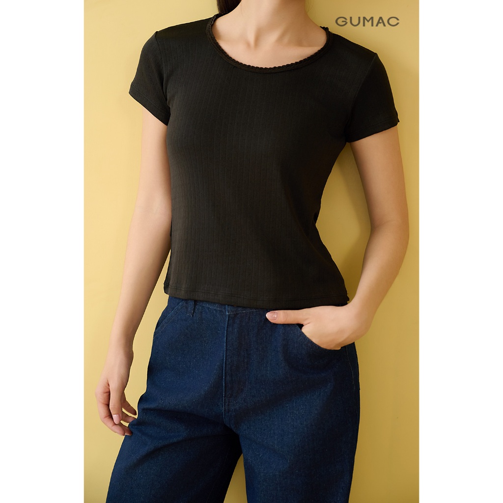 Áo Thun Nữ GUMAC Form Slim Nhẹ Tay Ngắn Cổ U Viền Ren Thanh Lịch ATF10048