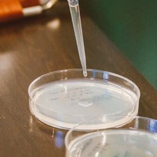 Cây Bóp Pipet Hút Dung Dịch Nhỏ Giọt