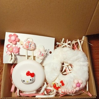 [Hộp vừa] Set quà tặng sinh nhật hello kitty hồng: quà valentine 14/2, 8/3, 20/10 [S2]