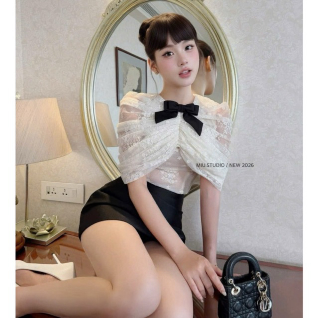 MIU.STUDIO • Set Áo ren hoa thiết kế cổ choàng cách liệu đính nơ tiểu thư kèm chân váy A ngắn phù hợp đi tiệc ,  đi chơi