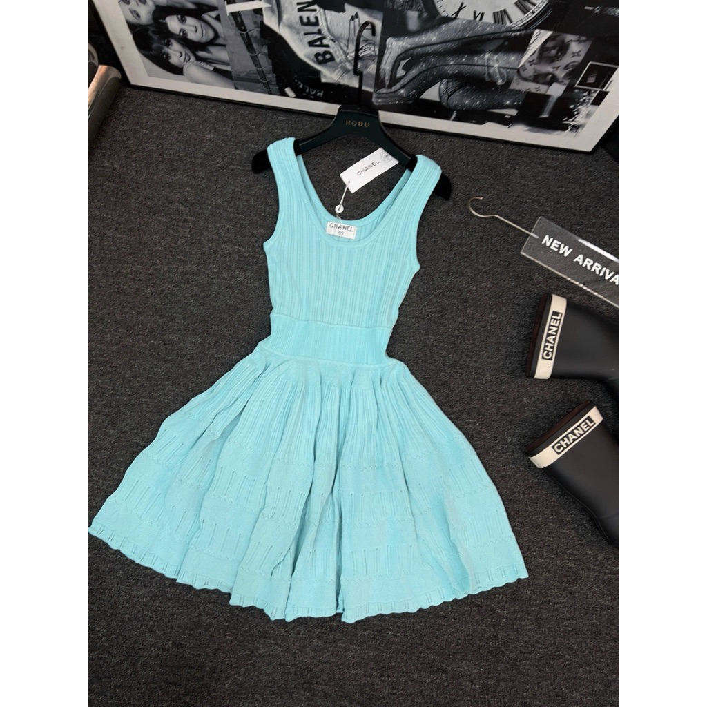 Đầm len xoè sát nách nhiều màu pastel xinh