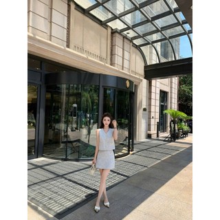 Set đồ nữ vest sát nách đen + chân váy ngắn HB.Studio S102