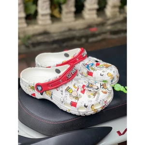 Dép Sục Classic Clog Peanuts Snoopy