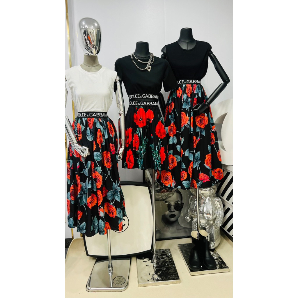 set áo trễ vai và váy dài hoa đỏ xinh 🌺