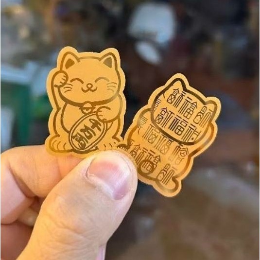 Sticker Mèo thần tài vật phẩm phong thủy, ý nghĩa chiêu tài lộc, may mắn, bình an và thịnh Vượng