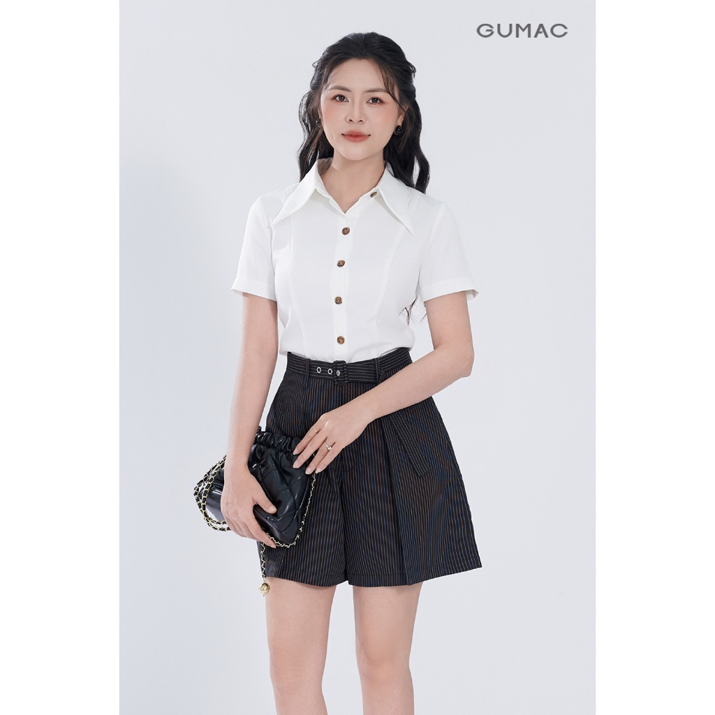 Quần short nữ GUMAC lưng liền họa tiết sọc chiết ly vải mềm mịn trẻ trung  SHF05018