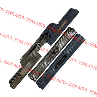 Ốp bậc cửa xe Vinfast Limo Green/ MPV7 chất liệu titan, chống xước cửa xe cao cấp- Giá 1 bộ