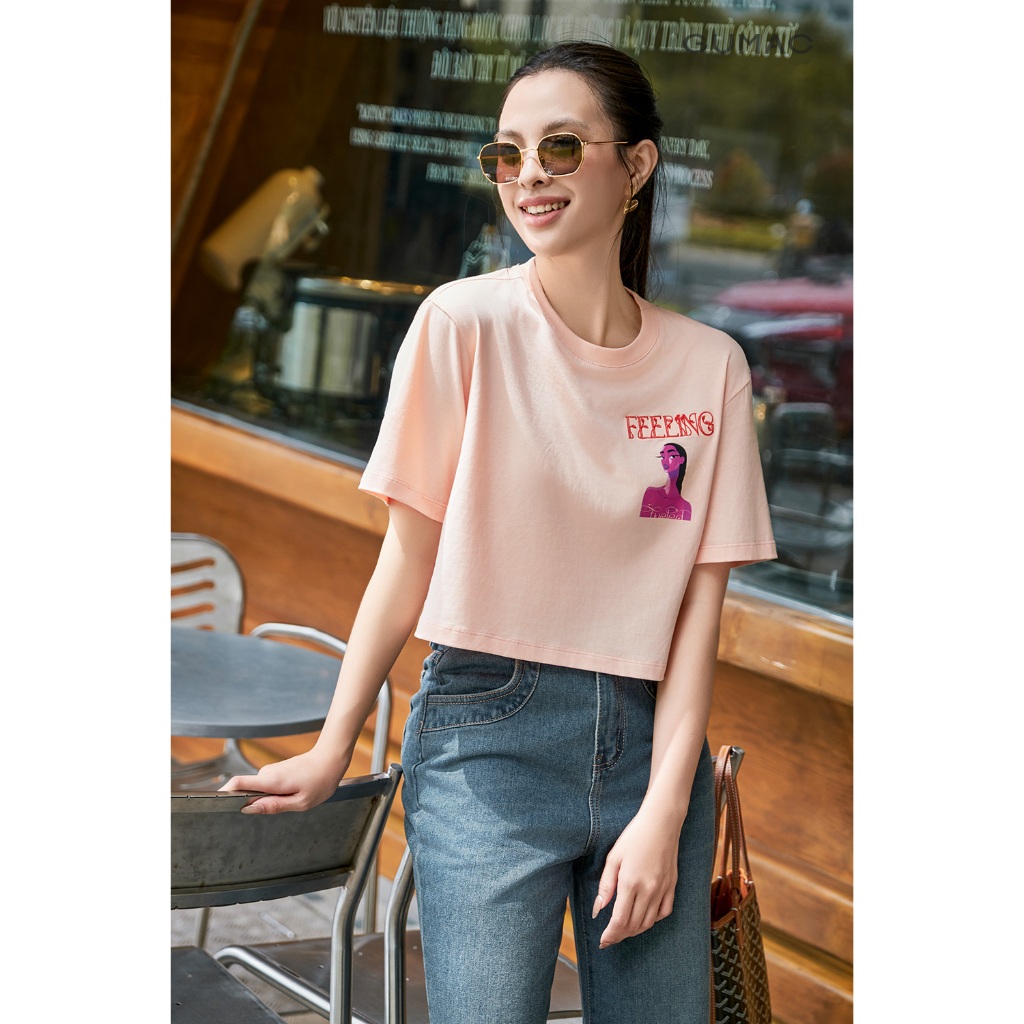 Áo Thun Nữ In Phối Thêu Thời Trang GUMAC ATE07015