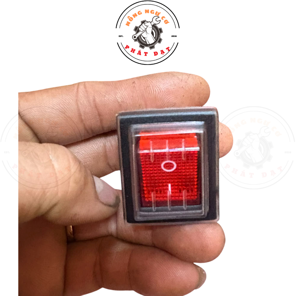 Công tắc máy rửa xe OSAKA dòng xài gia đình xách tay, điện 220V, 16A, 4 chân, chịu nhiệt tốt