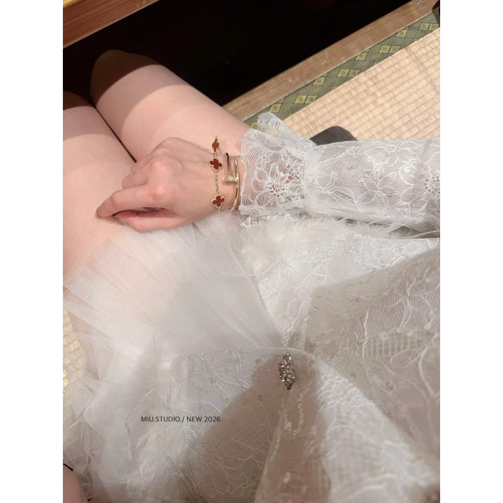 MIU.STUDIO • Set Áo ren lưới đính khuy đá phối viền lông mềm mịn cao cấp kèm chân váy ngắn xoè tầng tiểu thư (có sẵn)