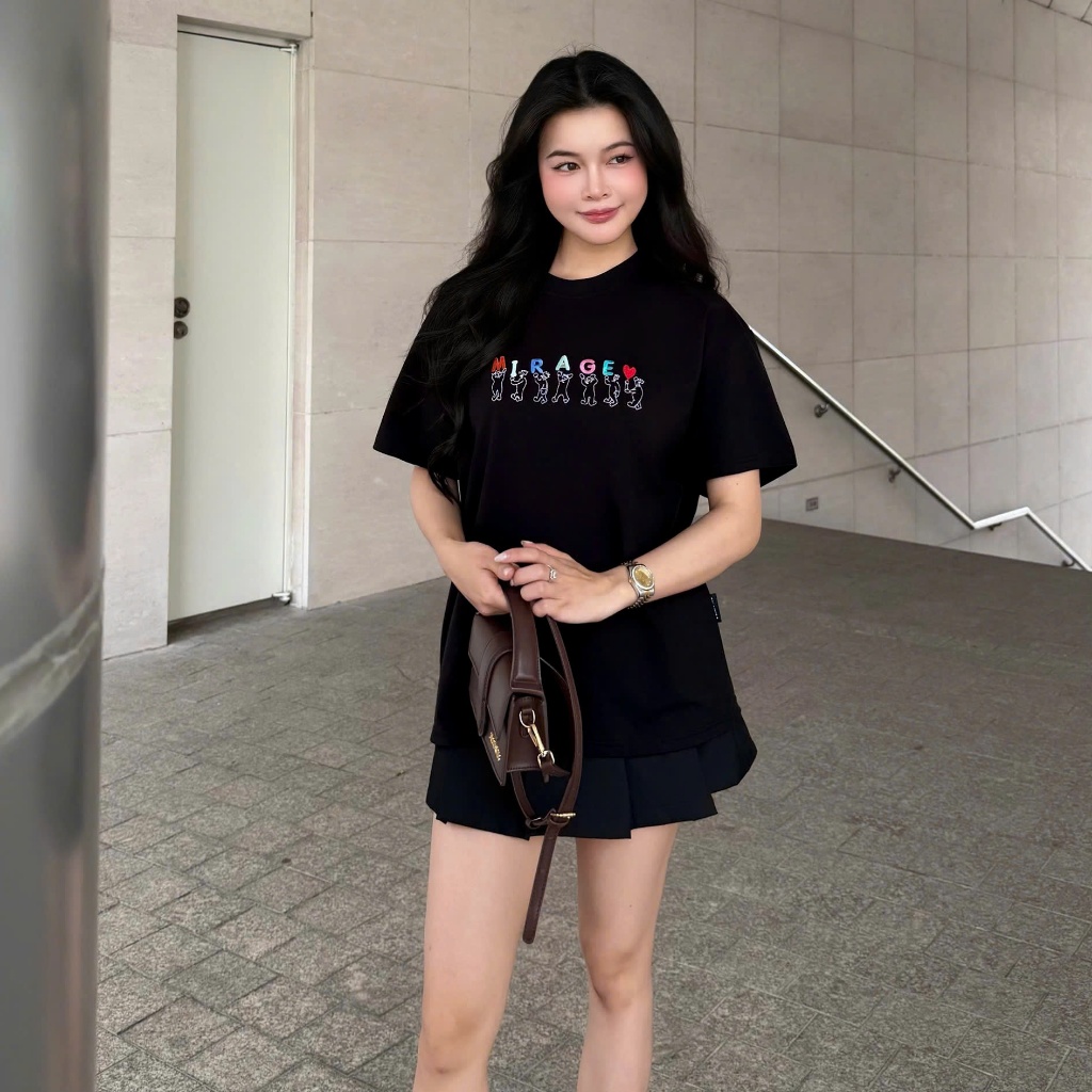 Áo Thun Mirage Thêu Chữ Màu Đen Nghệ Thuật Chất 100% Cotton Mềm Mịn Thoáng Mát.