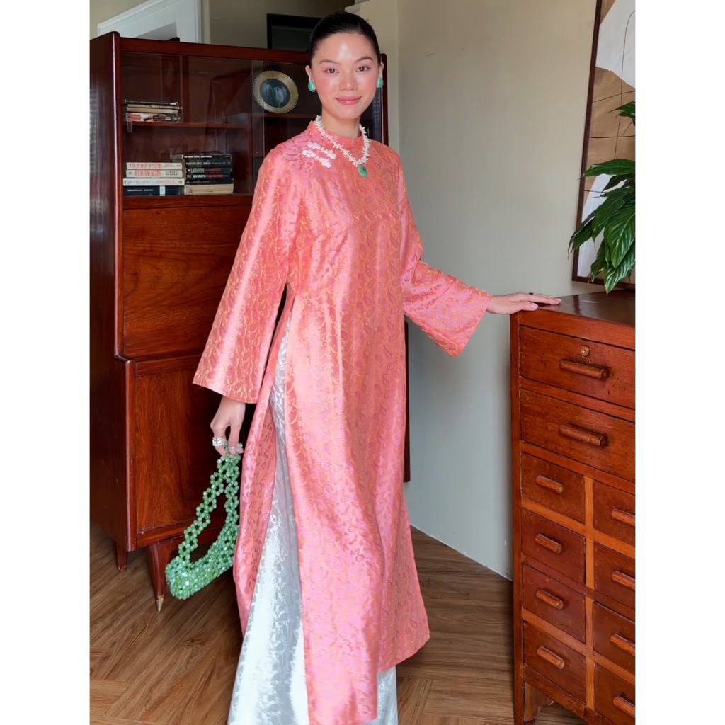 TheBlueTshirt - Áo dài truyền thống lụa tơ tằm Viễn Đông Phương Nam (không kèm quần)