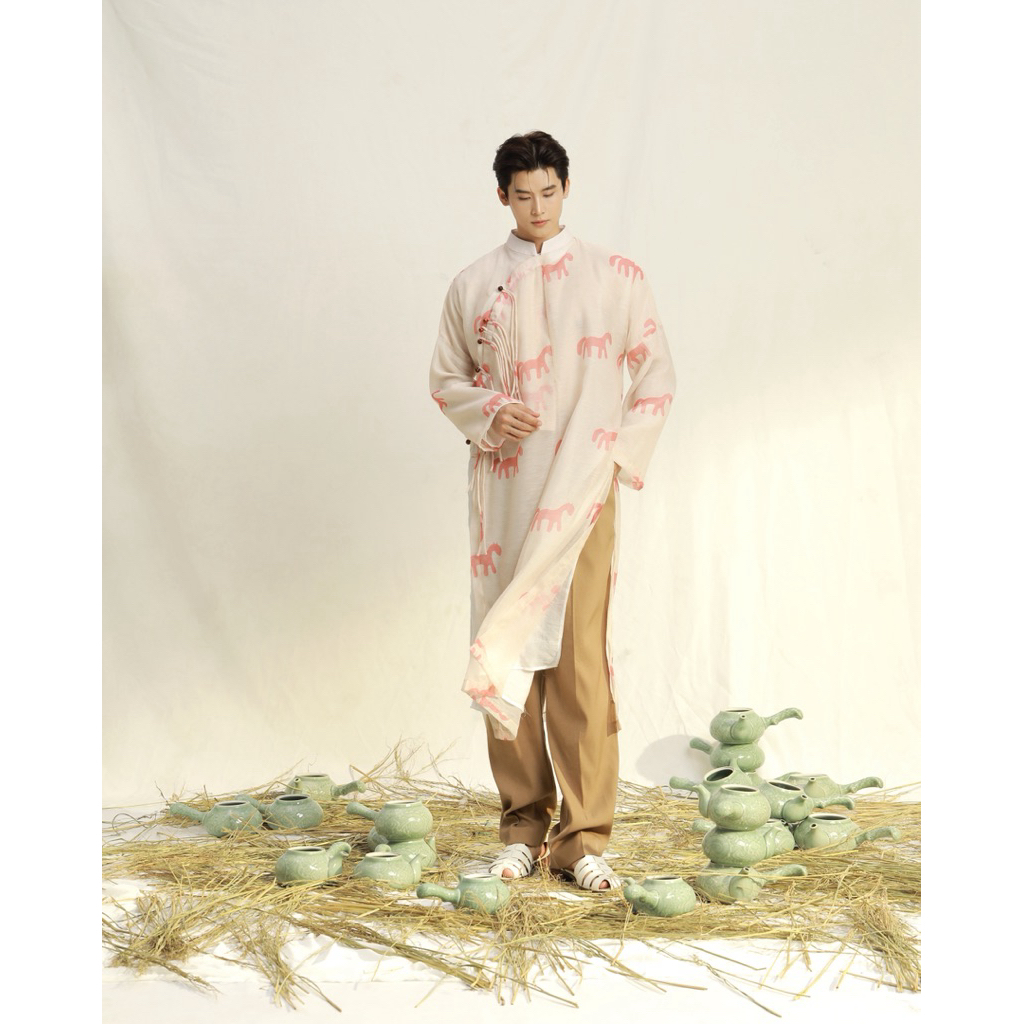 Set áo dài nam 2 lớp linen họa tiết ngựa - Khúc Xuân Bạch Mã - Xuân thời nhất khắc | Villa Wings