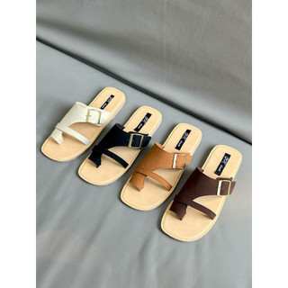 Dép Nữ Sỏ Ngón Phối Khóa Hottrend 2025 MA Shoes D4761 – Cá Tính, Êm Ái, Chuẩn Xu Hướng